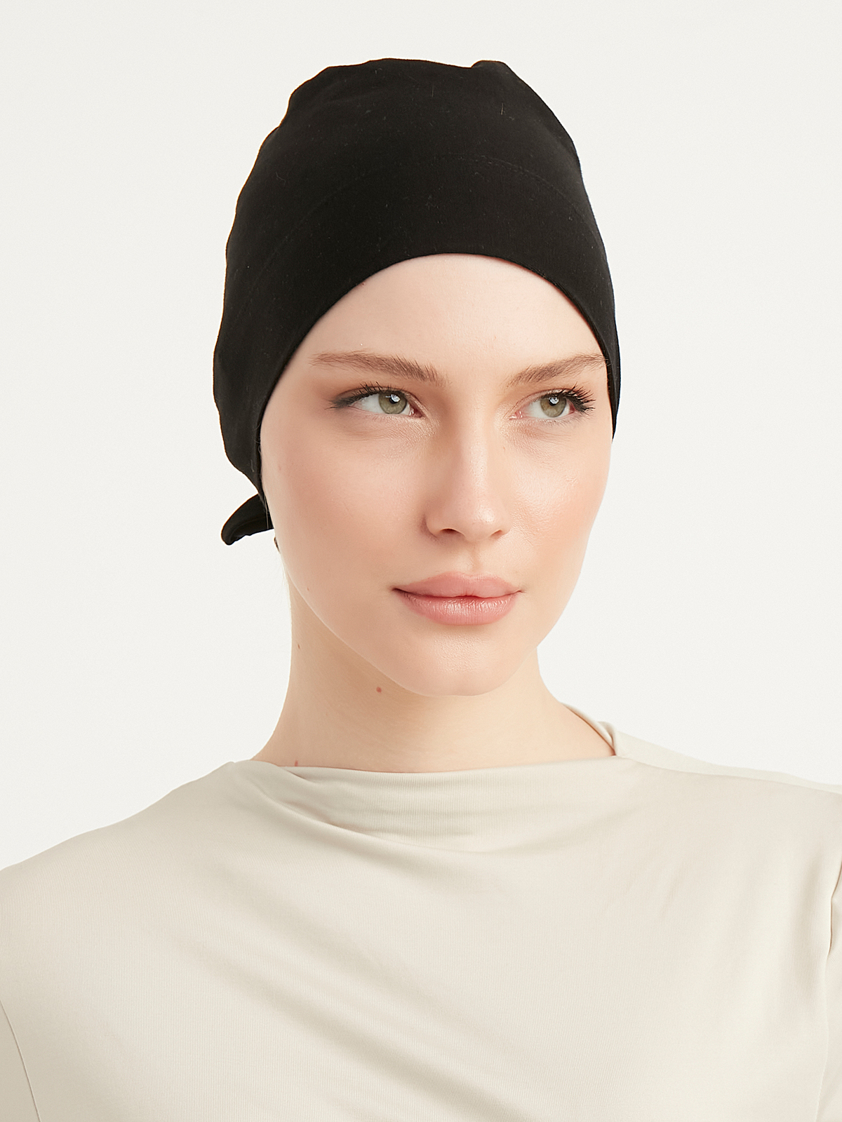 Schaless Kaymaz Bağlamalı Pamuk Siyah Tesettür Bone