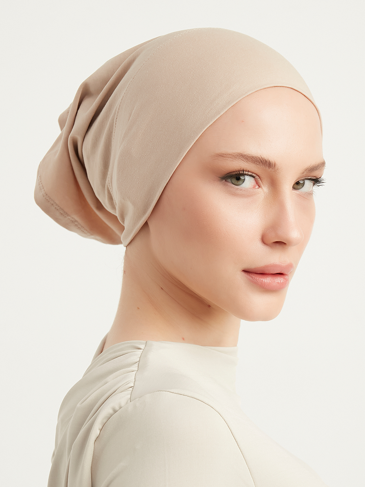 Schaless Bej Pamuklu Düz Boru Tesettür Bone