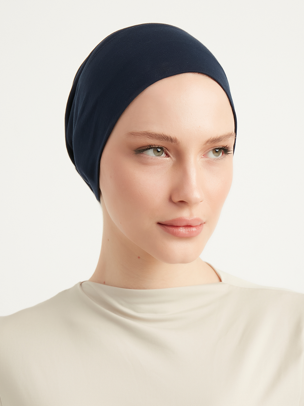 Schaless Lacivert Pamuklu Düz Boru Tesettür Bone