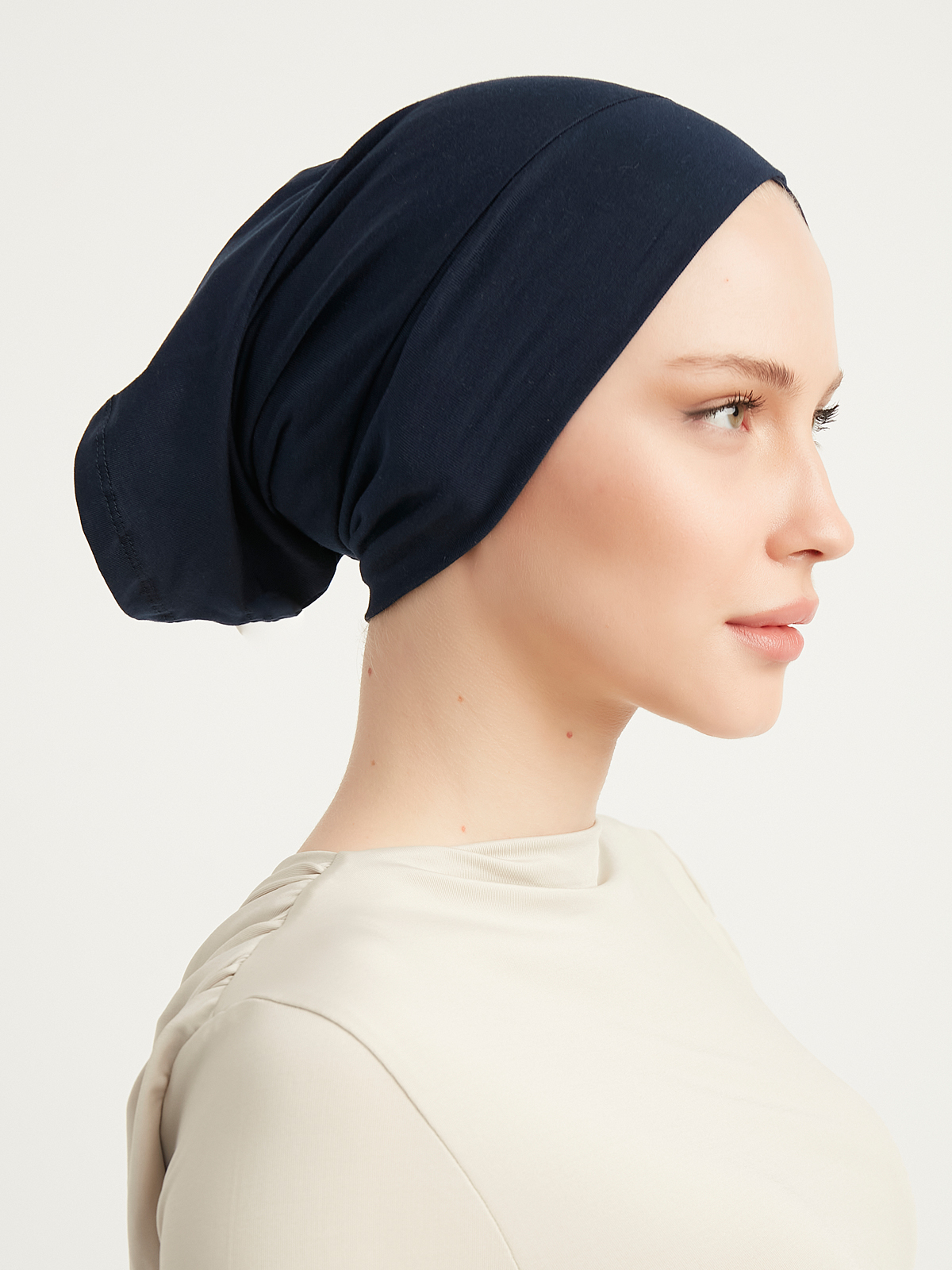 Schaless Lacivert Pamuklu Çapraz Boru Tesettür Bone