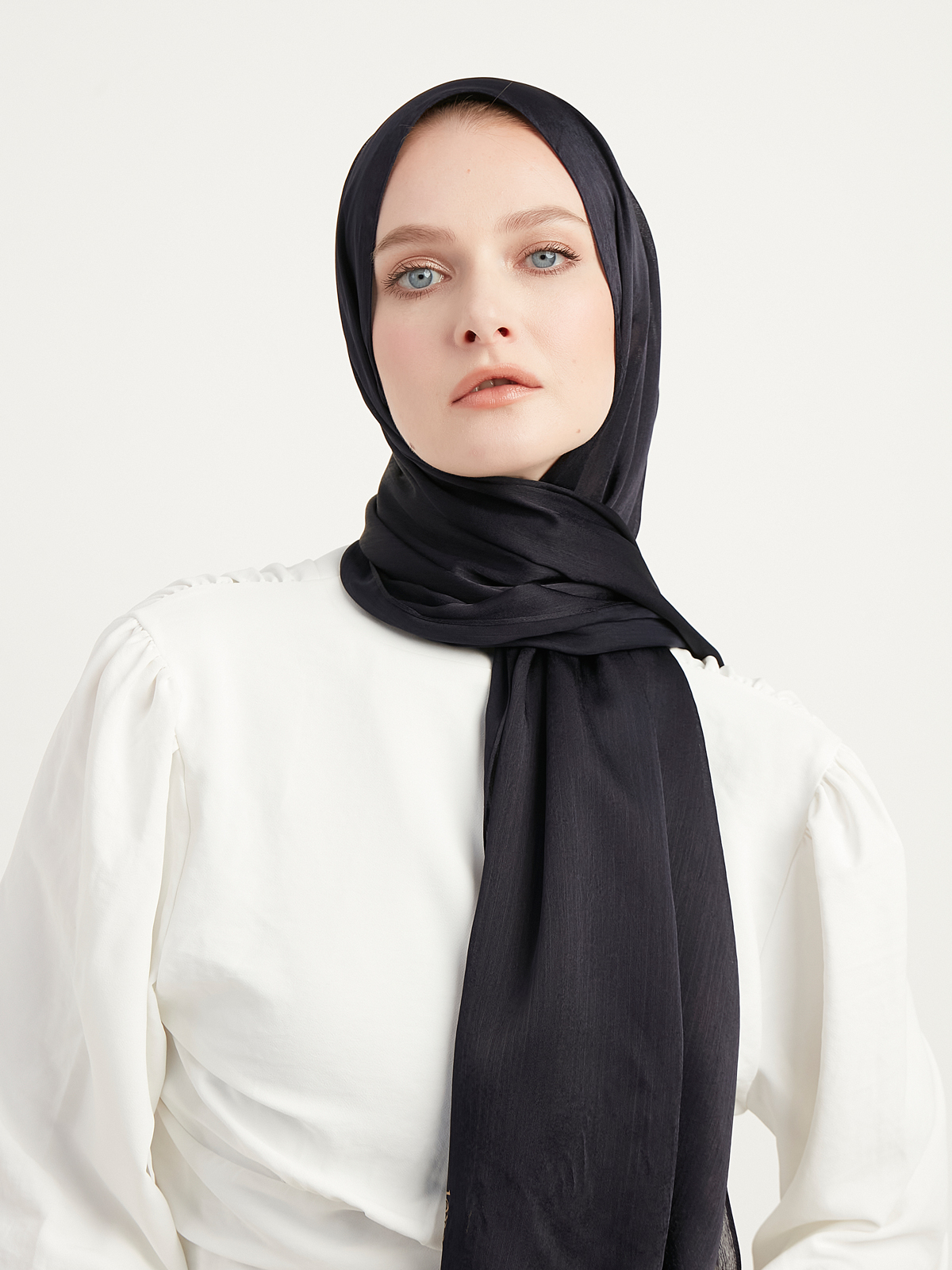 Schaless Koyu Lacivert Janjanlı Krinkıl Şal