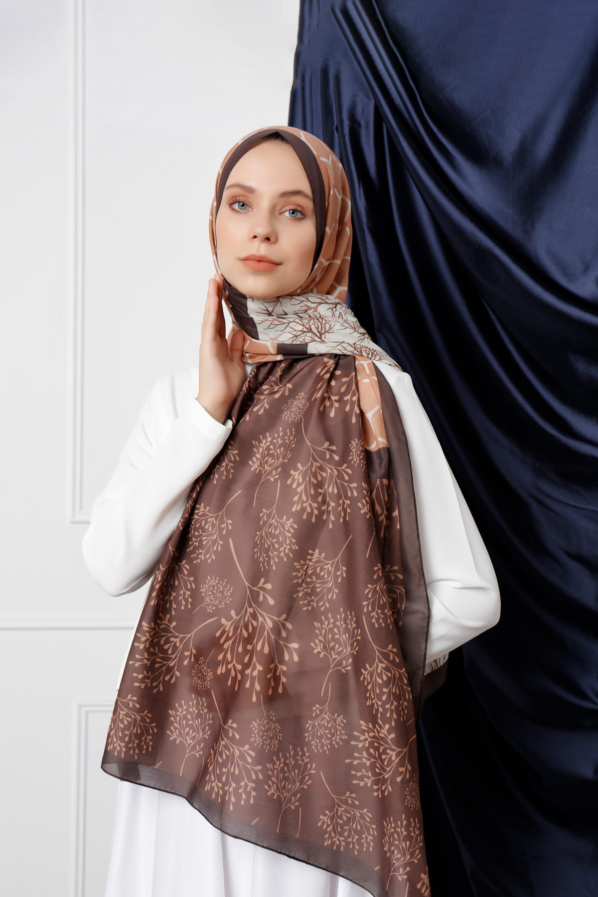 Schaless Açık Kahve Dal Desenli Şal