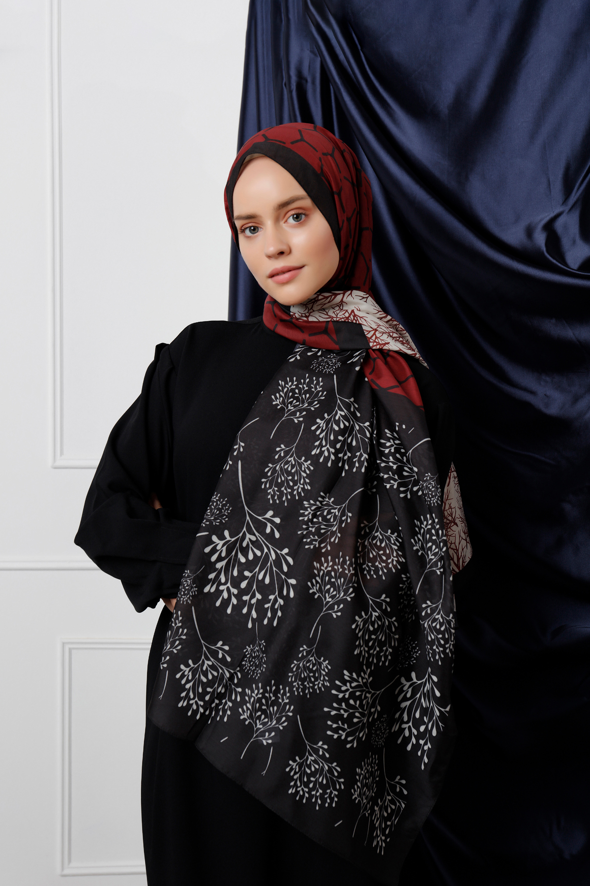 Schaless Bordo Dal Desenli Şal