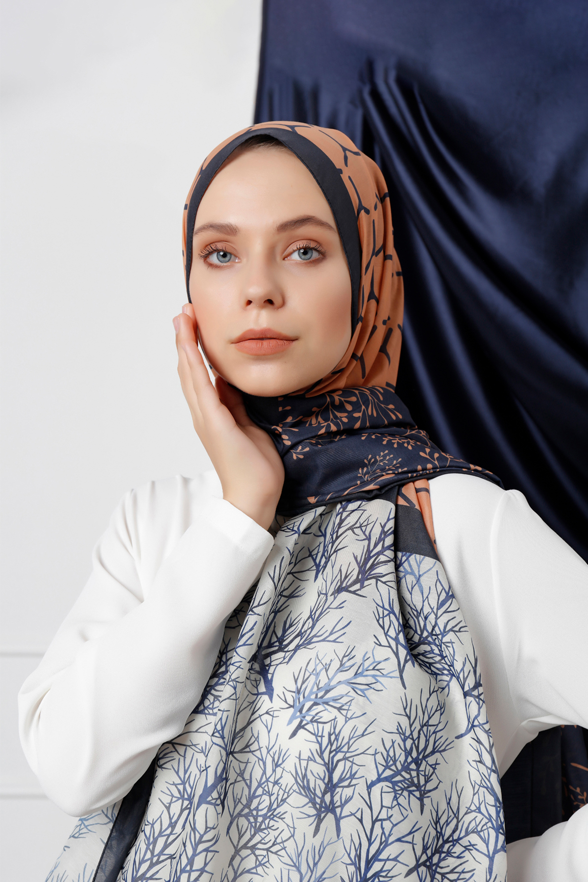 Schaless Hardal Dal Desenli Şal