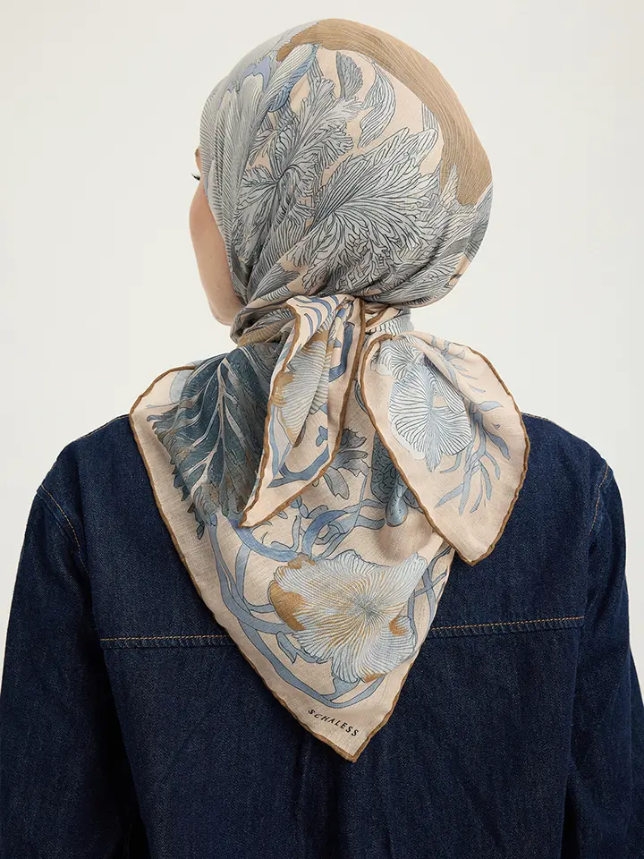 Schaless Efilia Bej Botanik Desenli Janjanlı Eşarp Resmi