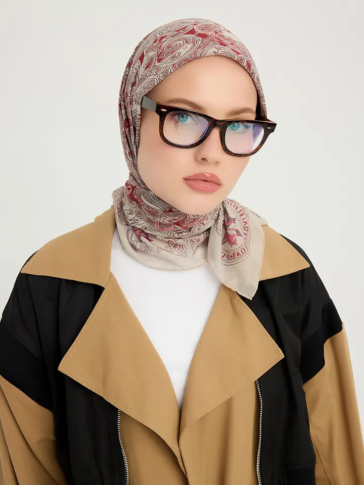 Schaless Efilia Bej Kalp Desenli Eşarp Resmi