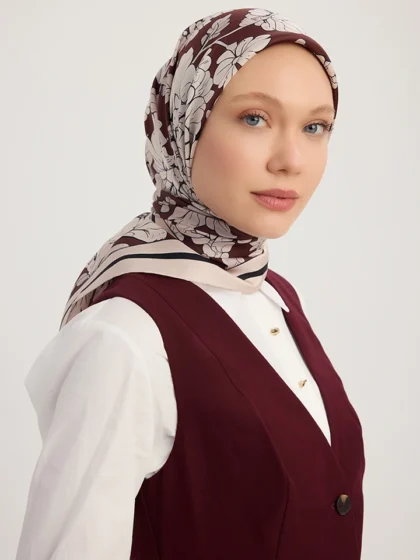 Schaless Serica Bordo Çiçek Desenli Twill İpek Eşarp Resmi-2