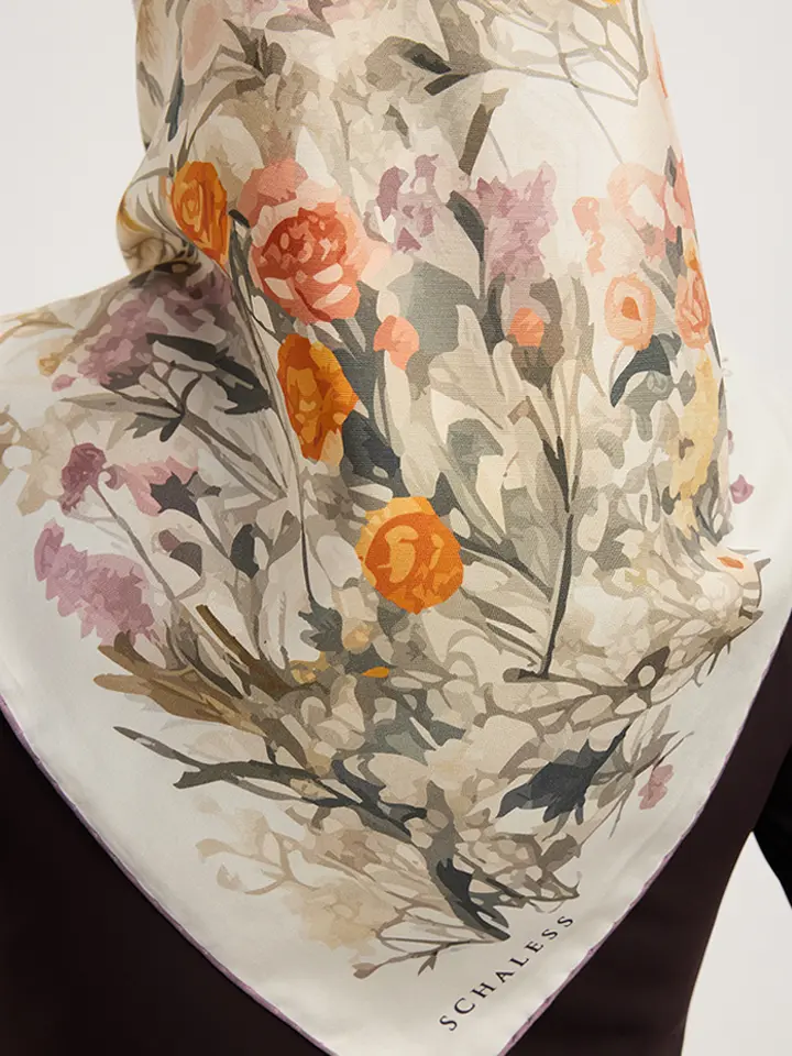 Schaless Serica Ekru Çiçek Desenli Twill İpek Eşarp Resmi-3