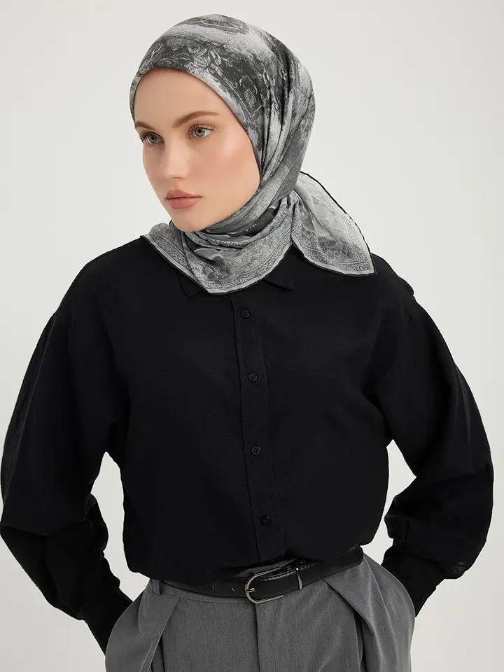 Schaless Efilia Gri Mandala Desenli Janjanlı Eşarp Resmi-2