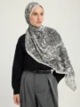 Schaless Efilia Gri Kalp Desenli Şal Resmi
