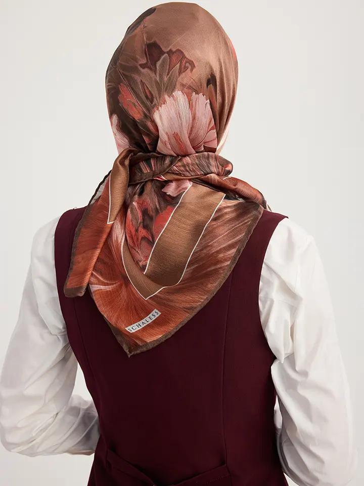 Schaless Aurora Gül Kurusu Kenar Bordürlü Janjanlı Eşarp-3