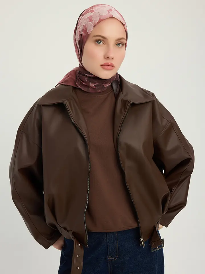 Schaless Efilia Gül Kurusu Monokrom Desenli Eşarp Resmi