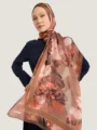 Schaless Aurora Gül Kurusu Botanik Desenli Janjanlı Şal Resmi