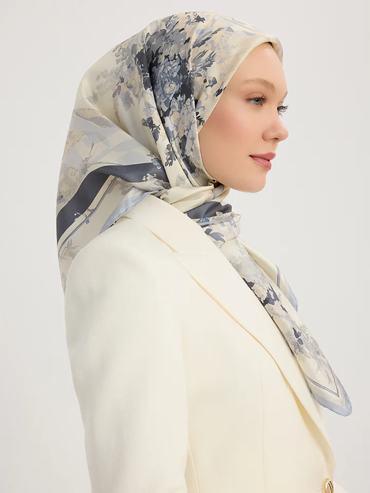 Schaless Serica İndigo Floral Desenli Twill İpek Eşarp Resmi