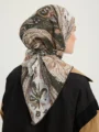 Schaless Efilia Kahverengi Paisley Desenli Janjanlı Eşarp Resmi-3