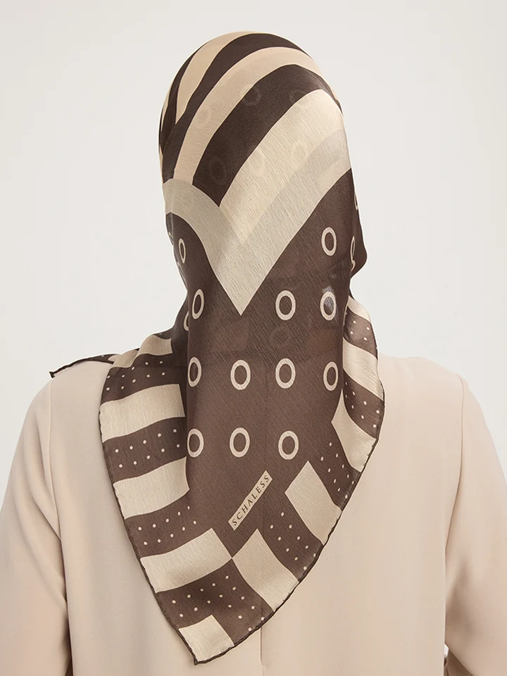 Schaless Aurora Gri Geometrik Desenli Janjanlı Eşarp-3