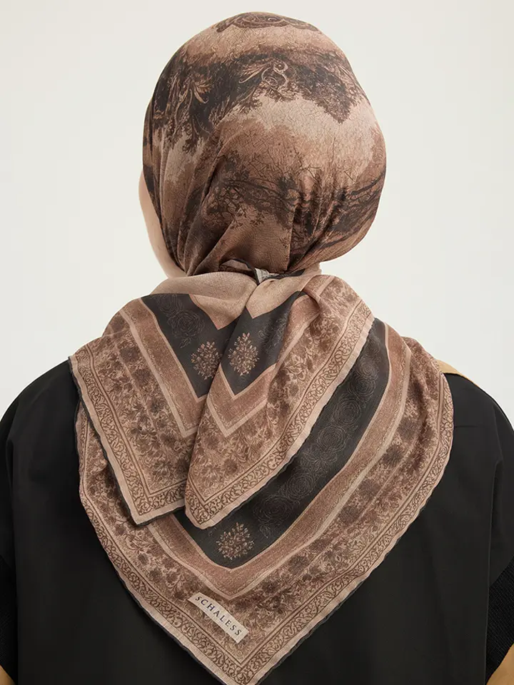 Schaless Efilia Kahverengi Mandala Desenli Janjanlı Eşarp Resmi-3