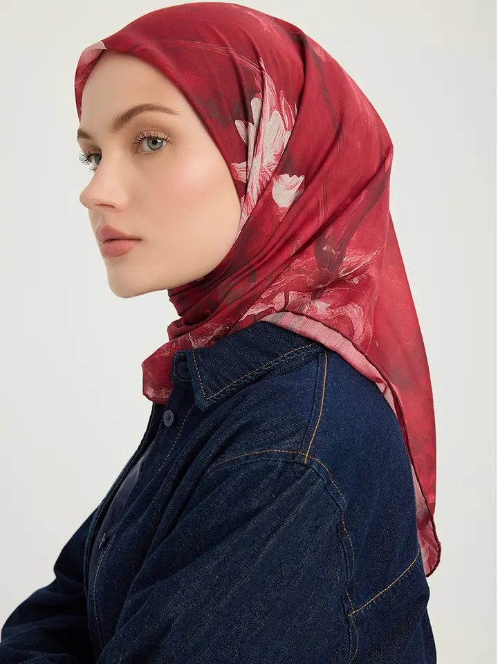 Schaless Efilia Kırmızı Monokrom Desenli Eşarp Resmi-2