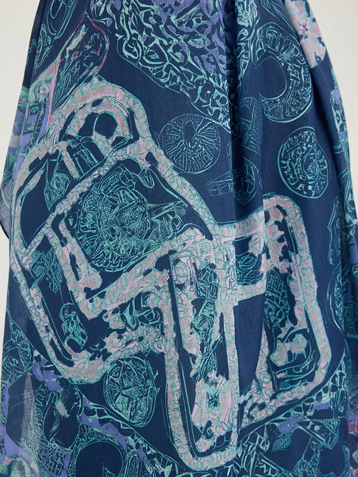 Schaless Efilia Lacivert Kalp Desenli Şal Resmi-2