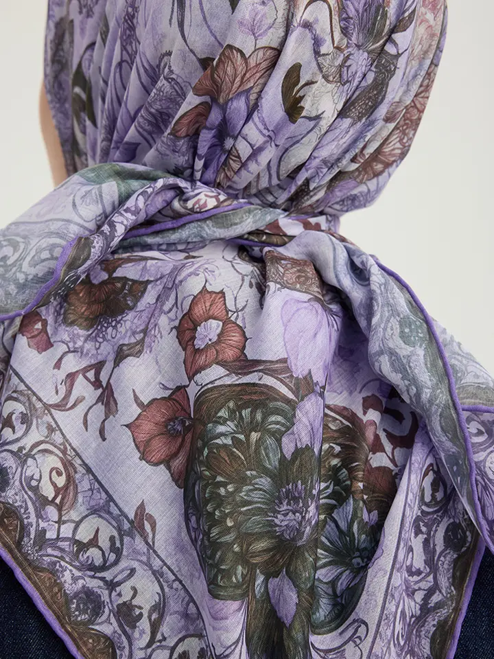 Schaless Efilia Lila Barok Desenli Janjanlı Eşarp Resmi-3