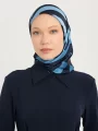Schaless Aurora Mavi Geometrik Desenli Janjanlı Eşarp Resmi