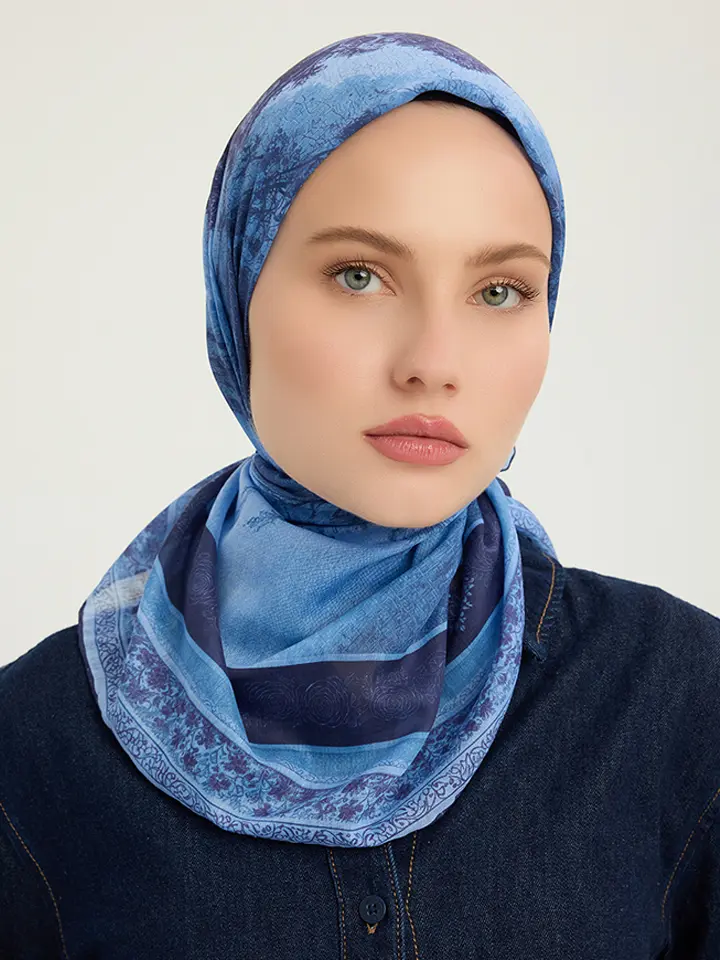 Schaless Efilia Mavi Mandala Desenli Janjanlı Eşarp Resmi
