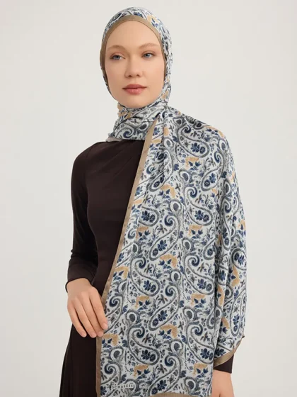 Schaless Aurora Mavi Çiçek Desenli Janjanlı Şal Resmi