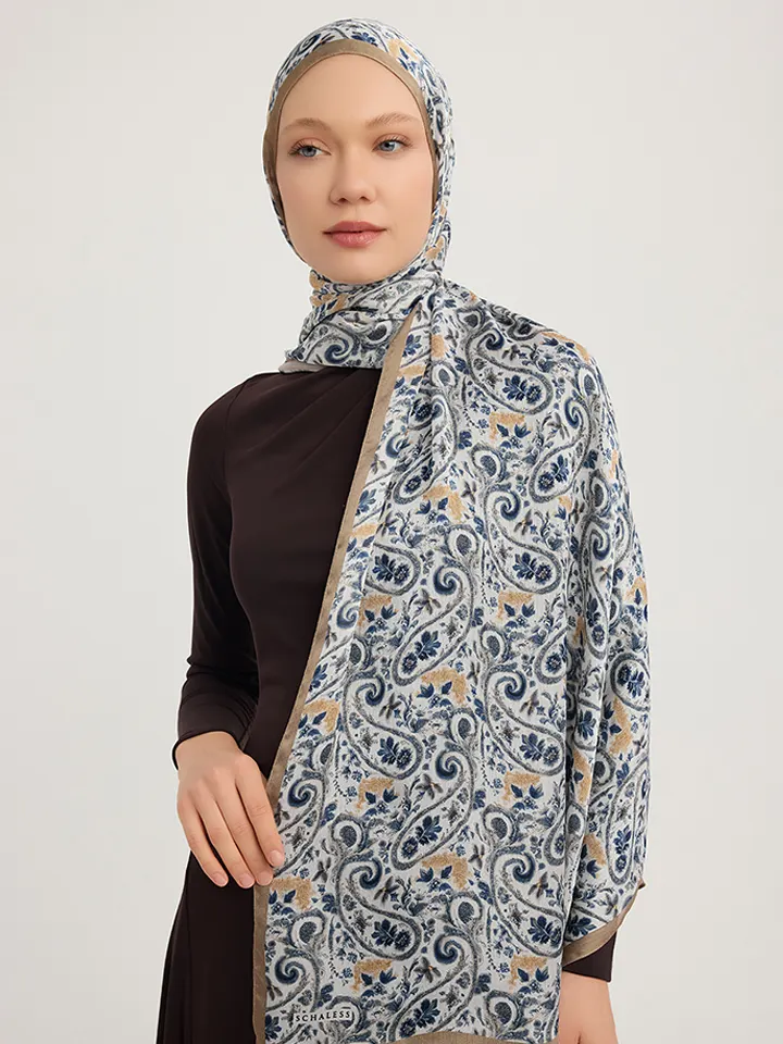 Schaless Aurora Mavi Çiçek Desenli Janjanlı Şal Resmi