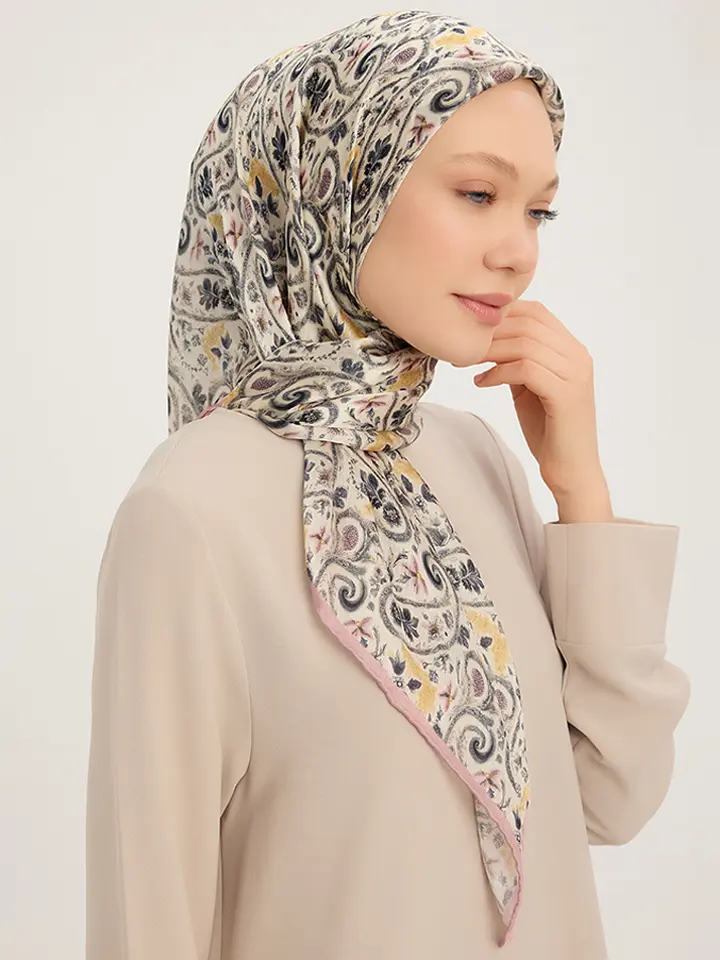 Schaless Aurora Pudra Çiçek Desenli Janjanlı Eşarp Resim-3