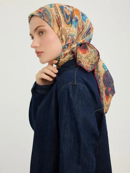 Schaless Efilia Sarı Barok Desenli Janjanlı Eşarp Resmi