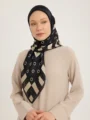 Schaless Aurora Siyah Geometrik Desenli Janjanlı Eşarp Resmi