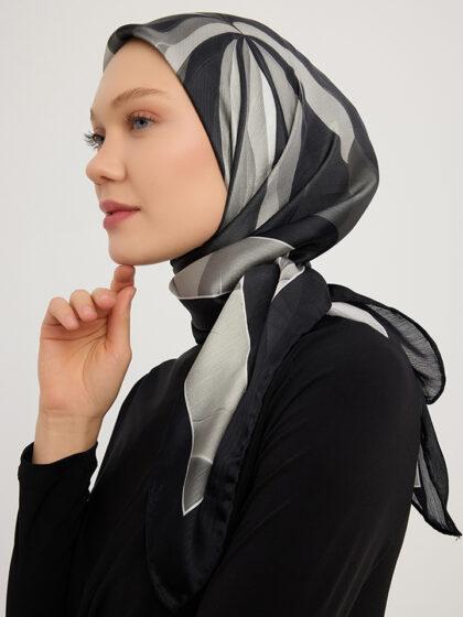 Schaless Aurora Saks Geometrik Desenli Janjanlı Eşarp Resmi