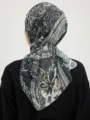 Schaless Efilia Siyah Paisley Desenli Janjanlı Eşarp Resmi-3