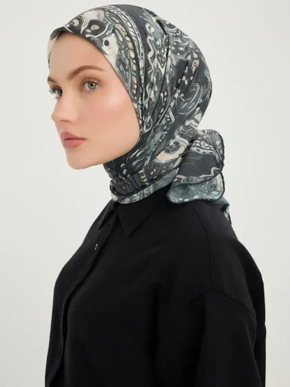 Schaless Efilia Siyah Paisley Desenli Janjanlı Eşarp Resmi-2