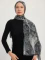 Schaless Efilia Siyah Paisley Desenli Şal Resmi