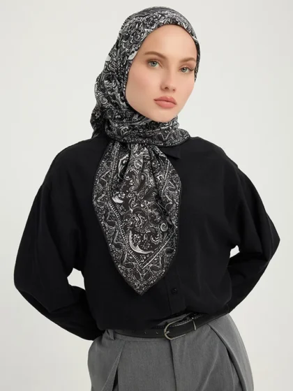 Schaless Vierra Siyah Desenli Viskon Eşarp Resmi