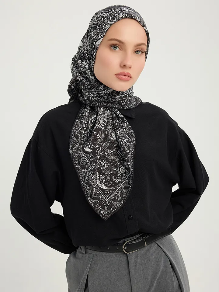 Schaless Vierra Siyah Desenli Viskon Eşarp Resmi