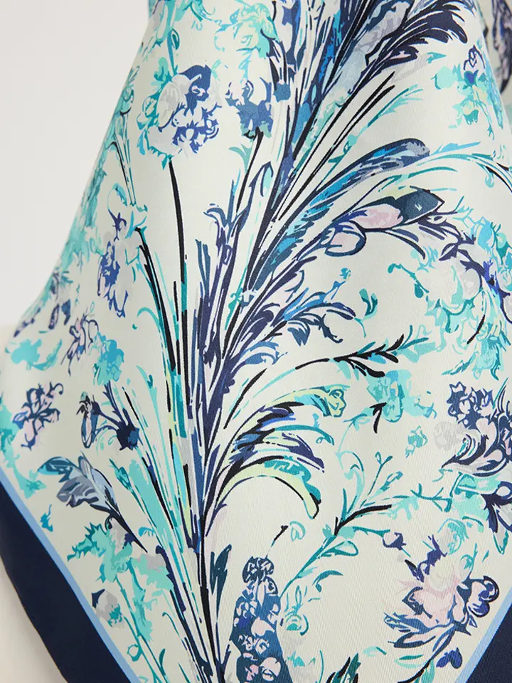 Schaless Serica Turkuaz Barok Floral Desenli Twill İpek Eşarp Resmi-3