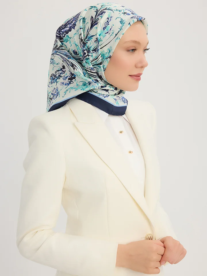 Schaless Serica Turkuaz Barok Floral Desenli Twill İpek Eşarp Resmi