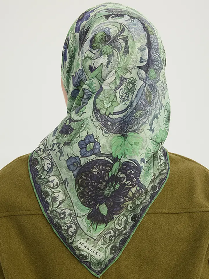 Schaless Efilia Yeşil Barok Desenli Janjanlı Eşarp Resmi-2
