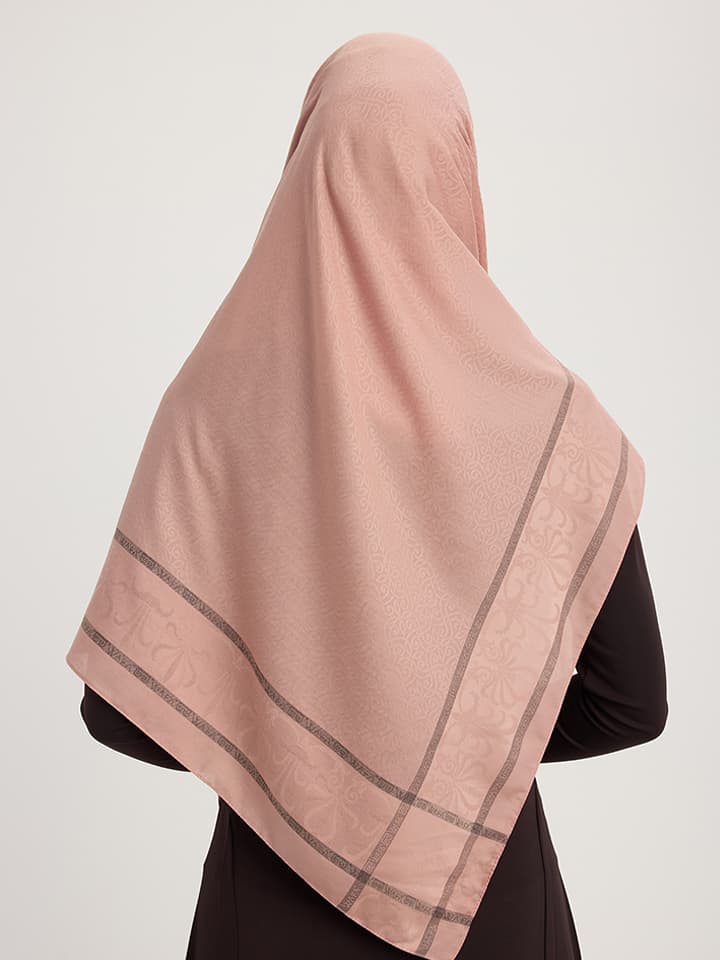 pudra-jakarli-pano-esarp-resmi