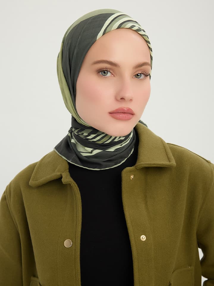 Gece ve Gündüz Nefti Efilia Desenli Eşarp 90x90 cm